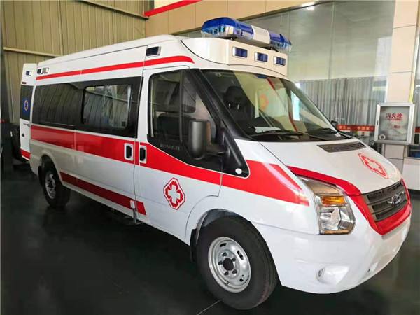 伊兰县福特V362救护车