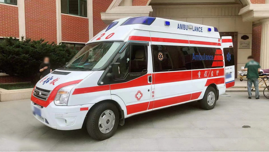 伊兰县重症监护救护车